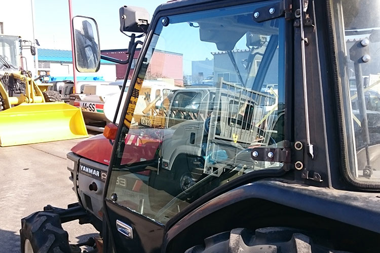 ドアの設計製作（強化ガラス設計）