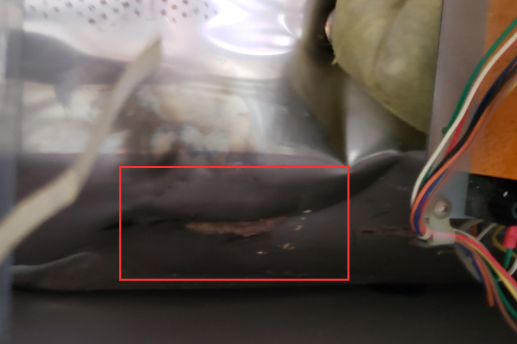 ボイラー給水タンク（漏れロウ付け修理）